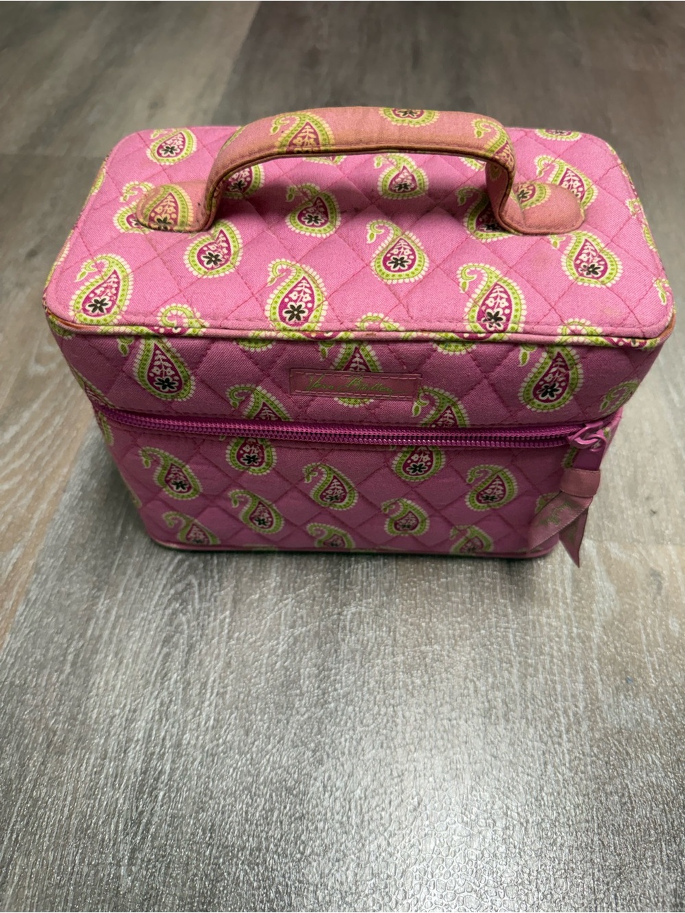 Vera Bradley Vintage Vanity Train Case Cosmetic Makeup Bag Pink Paisley